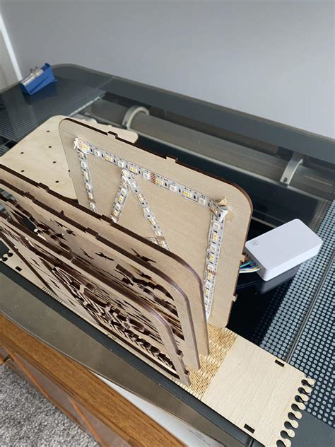 DIY LED Strip Light Fixture 的图像结果