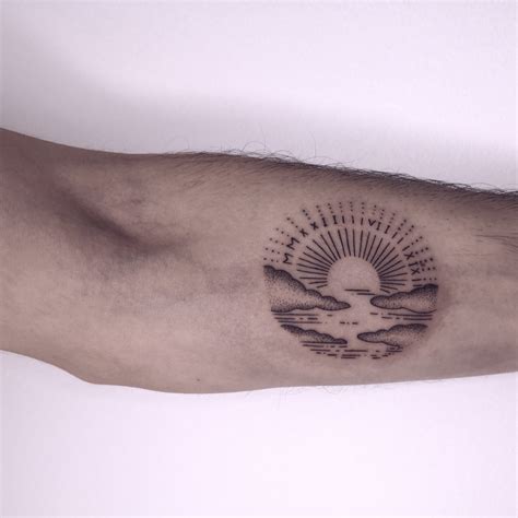 19 Stunning Rising Sun Tattoo Ideas for Men & Women in 2024