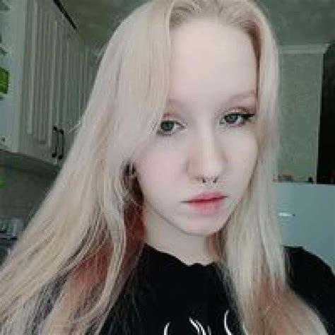 Dallas Single Women Seeking Men W4M Free Personal Ads | lovezoid.com