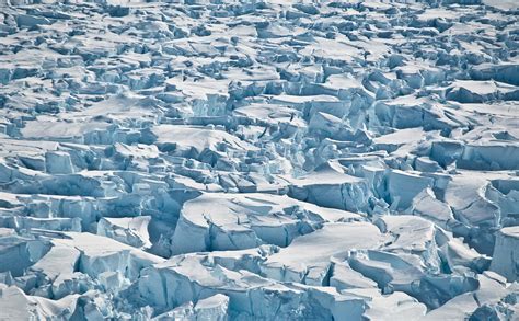 南极“冰立方”探测到宇宙中微子 - 知乎