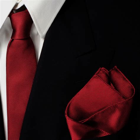 Maroon Skinny Silk Tie And Pocket Square Set