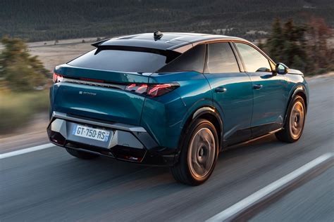 2025 Peugeot 3008 Hybrid review - Bliolm.com