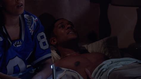 ausCAPS: Pooch Hall shirtless in The Game 1-08 "The Trey Wiggs Episode"