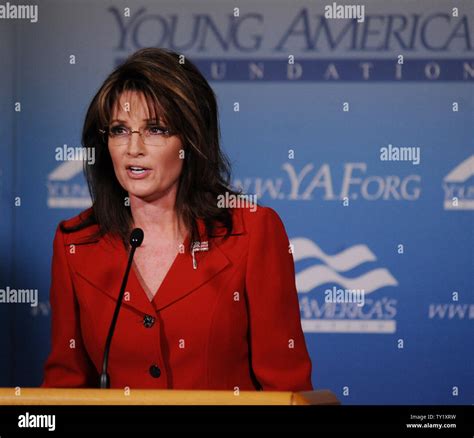 Young sarah palin hi-res stock photography and images - Alamy