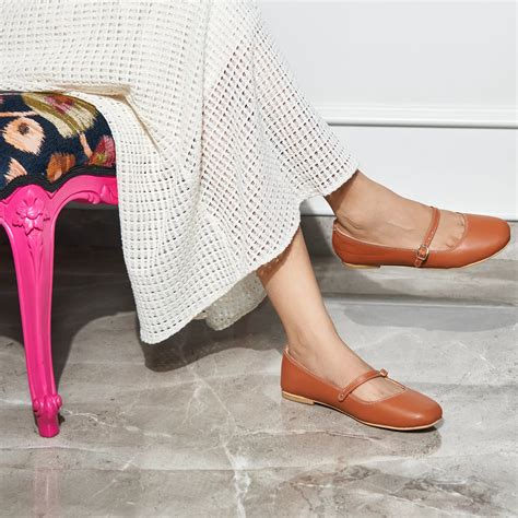 Custom Tan Ballerinas – Trendy Flats | GoBasic – Tiesta Store