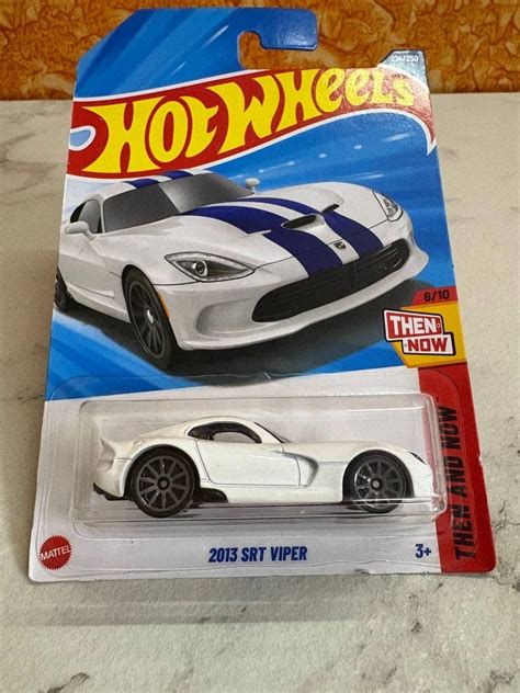 Hot Wheels 1:64 Scale | 2013 SRT VIPER | Then And Now | White | Case M ...