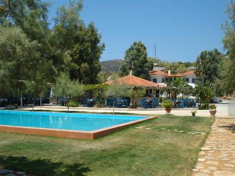 MIRTO ROOMS (Samos/Samos Town) - Specialty Inn Reviews & Photos ...