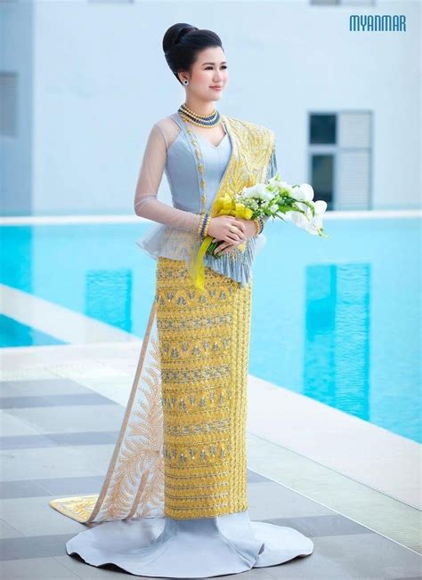 Pin van Hom Saing op styling accessory