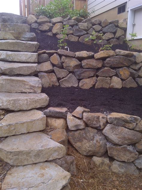Small Rock Retaining Wall