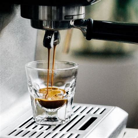 Espresso Essential Coffee Machine 的图像结果