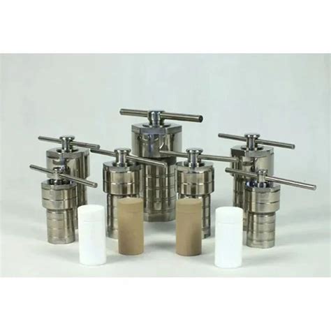 Hydrothermal Autoclave - SS Hydrothermal Autoclave Service Provider ...