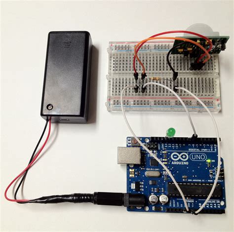 Motion Detector Using Arduino 的图像结果