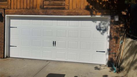How Much Does a New Garage Door Cost in Calgary? | Prices