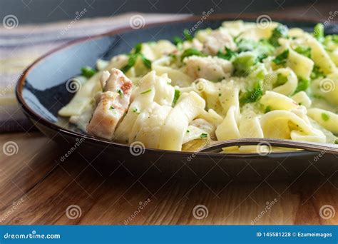 Grilled Chicken Fettuccine Alfredo