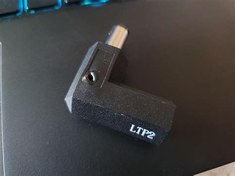 Alienware X17 USBC Adapter 的图像结果