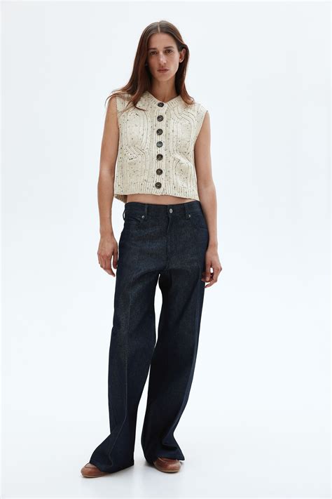 Cable-knit waistcoat - Cream - Ladies | H&M IN