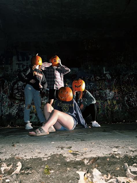 halloween | Halloween photoshoot, Halloween party pictures, Halloween ...