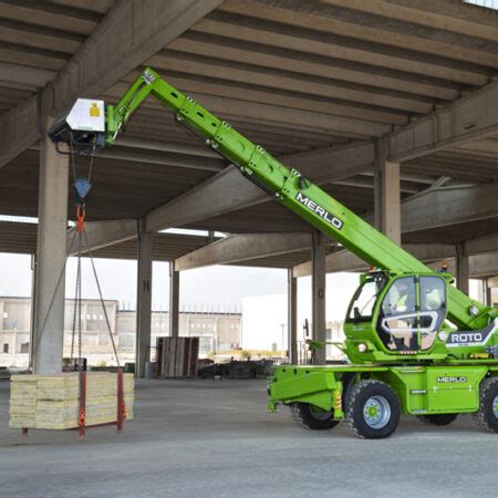 Manitou Telehandler vs Merlo 的图像结果