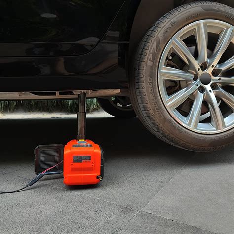10 Best Tire Changing Tools | The Family Handyman