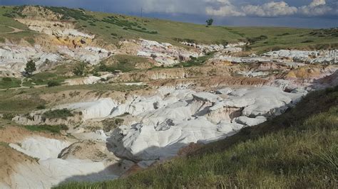 Fantastic Feathers: Colorful Geological formations - Interpretive Paint ...