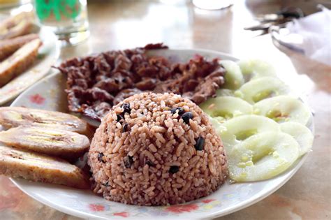 Enjoy Cuban Food At Home | insightCuba