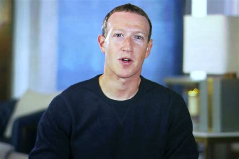 Mark Zuckerberg 'visibly frustrated' over the question of a worker's ...