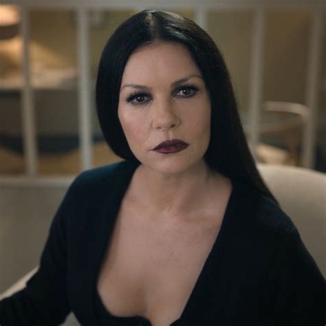 Pin by kenz on catherine zeta jones | Catherine zeta jones, Morticia ...