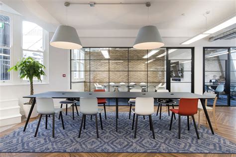 300平方办公室装修设计效果图_岚禾设计