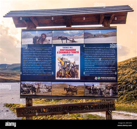 sign location cult movie spaghetti western They Call me Trinity plateau ...