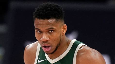 Giannis Antetokounmpo is having himself a season for the Milwaukee ...