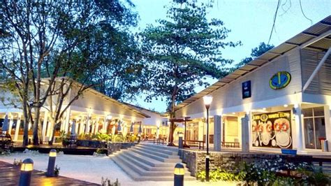 Borneo Divers Dive Academy & Leisure Centre (Kota Kinabalu) - 2022 What ...