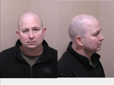 Jessie Glen Abshire, a registered in topeka, ks 66606 at Offender Radar