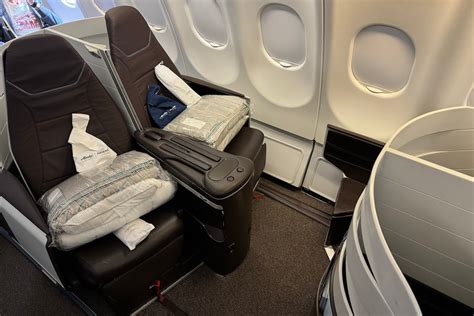 Alaska, Hawaiian swap in Boeing 787 Dreamliner for Seattle-Tokyo route ...