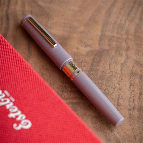 Buy Esterbrook Violet Model J Fountain Pen | Esterbrook USA | Makoba