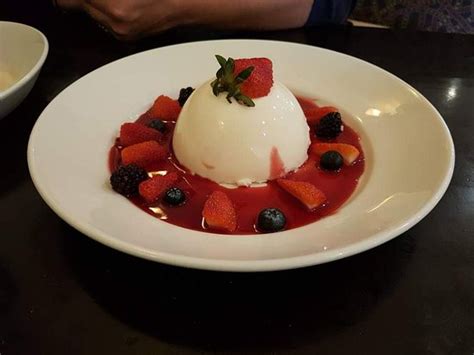 ITALIANNIS PLAZA CIBELES, Irapuato - Menu, Prices & Restaurant Reviews ...