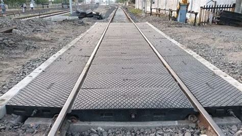 Rubberised Level Crossing - Railway Rubberised Level Crossing Pads ...