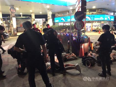 三峽26人街頭傷人遭警送辦 群聚恐罰上百萬 | 社會 | 中央社 CNA