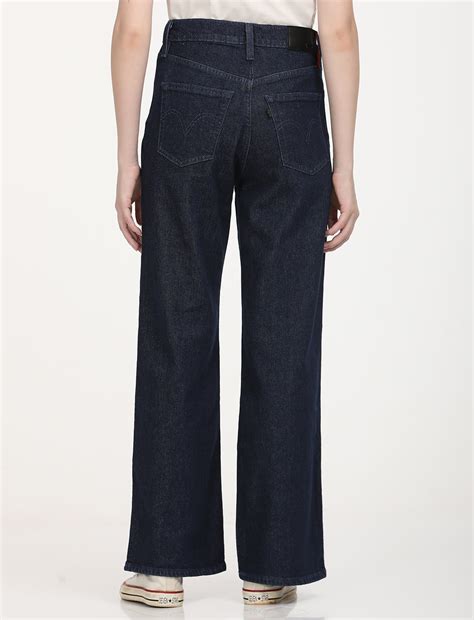 Women's Redloop Mid Rise Navy Bootcut Trousers – Levis India Store