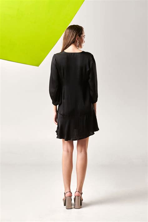 Black Sangria short Dress – prakritijaipur