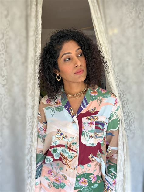 Siesta- Forage Pyjama Set – GoldN