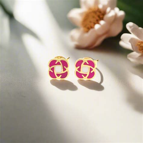 LITTLE WONDER - SPARKLING SQUARE EARRINGS - EFIF Diamonds – EF-IF ...