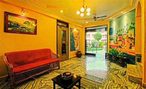 HOTEL GOPIKA INTERNATIONAL (Goa/Panjim) - Inn Reviews, Photos, Rate ...
