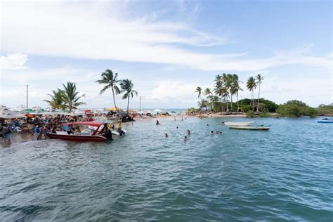 Cairu Bahia Brasil 19 de janeiro de 2023 Vista da praia de Morro de São ...