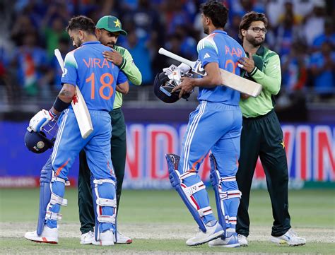 'No comparison of Virat Kohli, Babar Azam': Hafeez rips ex-PAK captain ...