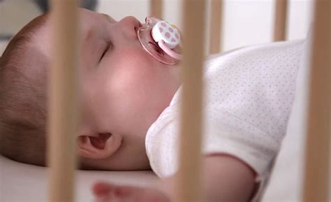 Baby Pacifiers: Best Baby Soothie in India | Philips Avent
