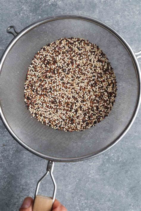 How to Cook Quinoa (Stove, Rice Cooker, Instant Pot, Microwave) - Cooking For Peanuts