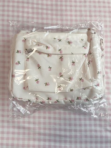 Pin de Lenin Suarez en Guardado rápido | Carteras, Iniciales, Fotos de felicidad