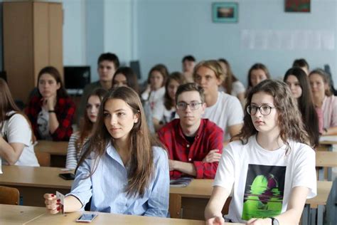 俄罗斯中学补充教育：培养创造能力、非应对高考 - 俄罗斯卫星通讯社