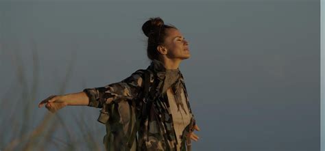 Adventure Travel Quotes 的图像结果