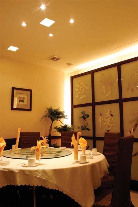 日本寿司餐厅室内设计 库存照片. 图片 包括有 心情, 烹调, 五颜六色, 打赌的人, 加利福尼亚, 安赫莱斯 - 105295538